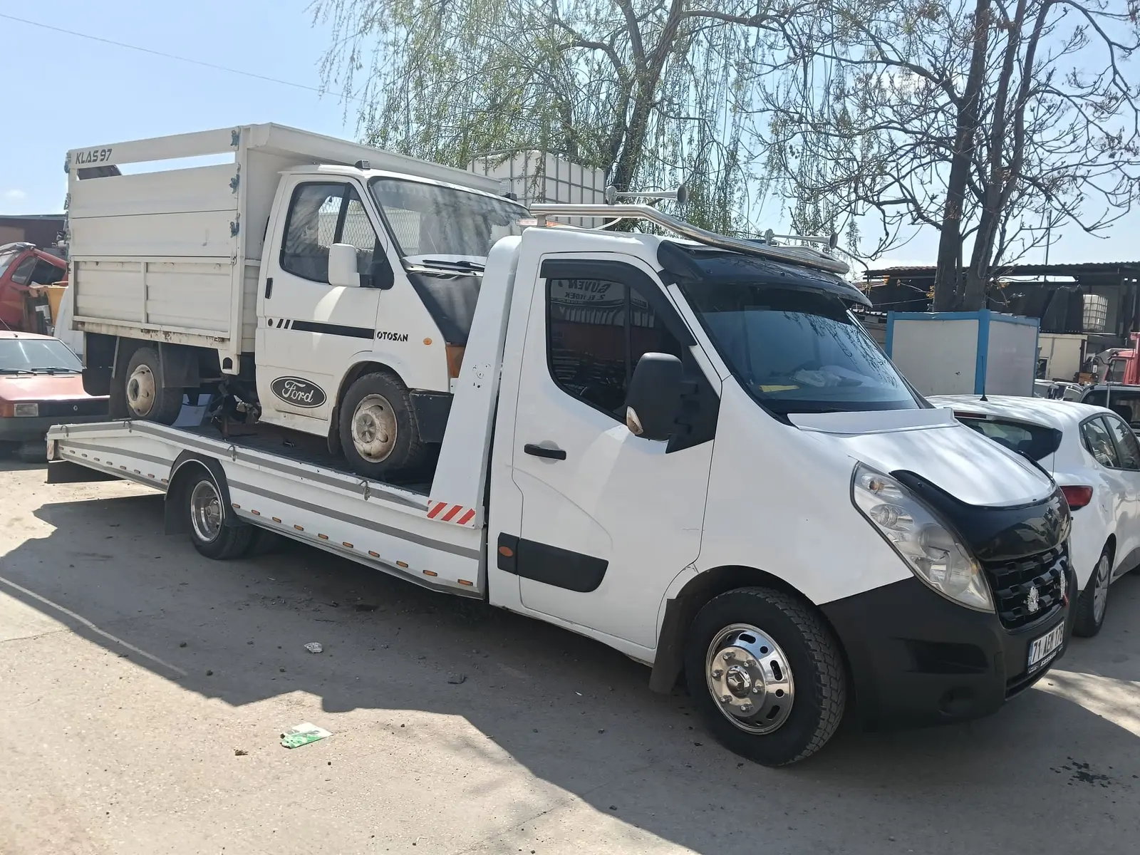 Kırıkkale Araz Oto Kurtarma saha çalışması ve güvenli araç taşıma 30